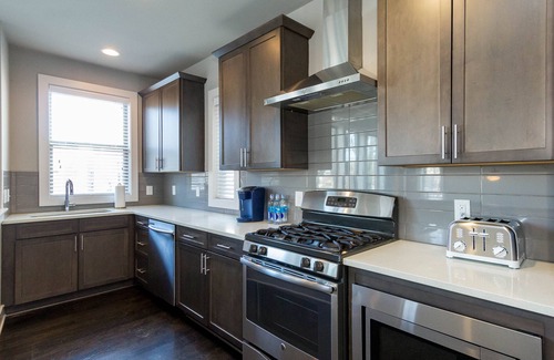 South Nashville House | DISCOUNT! New Home Minutes from Downtown & Walking to Upcoming MLS Stadium!