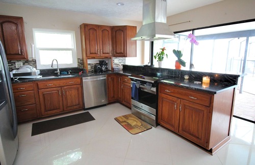 Gibsonton House | Discount offer From May to Sept. Beautiful Pool Home, with views of the bay,
