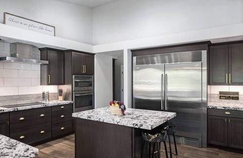 Mesa House | Discounted Desert Escape: Mini Golf, Pool, Games