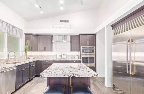 Mesa House | Discounted Desert Escape: Mini Golf, Pool, Games