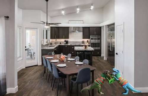 Mesa House | Discounted Desert Escape: Mini Golf, Pool, Games