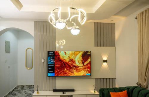 Ikotun Apartment | Discover 8-Bedrooms Lakeside Apartment Living Free Starlink SuperFast Speed WiFi And Well Secured