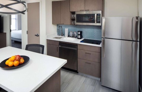 Nut Tree House | Discover an Upscale Northern California Room Offering the Comforts of Home