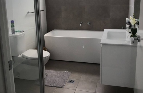 Warilla House | Discover Beach Retreat