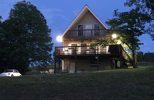 Chickamauga Lake House | Discover Birchwood charm in our spacious 3-bedroom retreat