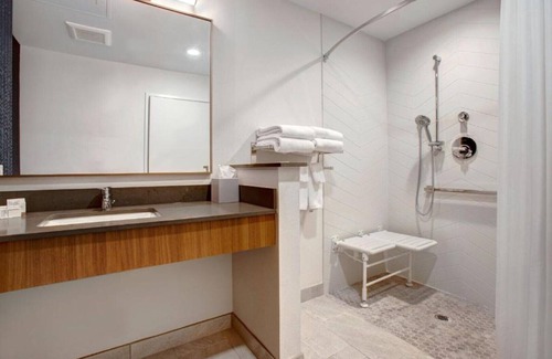 Littleton House | Discover Comfort & Convenience at our new hotel near Denver