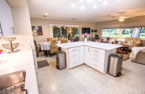 Braden River House | Discover Hidden Cove #2 - Water Views with Privacy