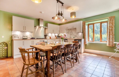 New Buckenham Cottage | Discover historic charm at St Mary’s Chapel.
