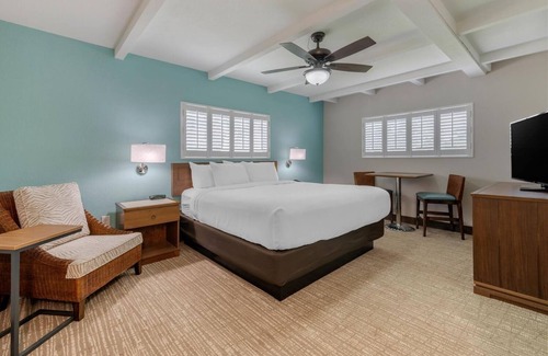 Jekyll Island Hotel | Discover Jekyll Island from a Charming Retreat | Pool, Free Breakfast & Parking
