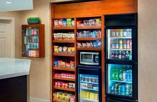 Bethlehem Hotel | Discover Lehigh Valley Attractions w/Parking & Swimming Pool, Free Breakfast