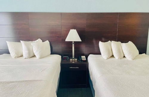 Cuero House | Discover More of Cuero, TX! Pet-friendly Unit w/ Kitchenette, FREE Parking!