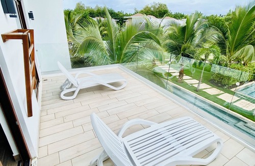 Monterrico Ski Chalet | Discover our villa in Monterrico, Guatemala, an oasis of comfort by the sea.