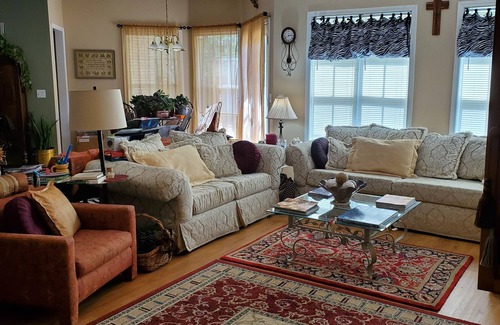 Oxford House | Discover Oxford near University at this Cozy Charming Vintage Villa