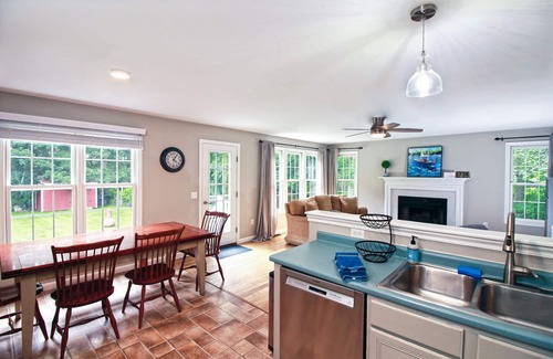 North Kingstown House | Discover RI! So. County Escape:20 min to Newport &Ocean