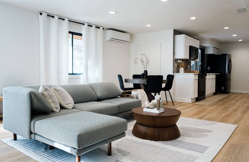Littleton Apartment | Discover the Best of Littleton and Red Rocks