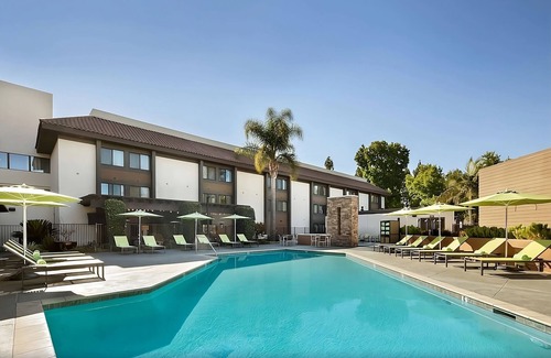 Milpitas Apartment | Discover the Children's Discovery Museum! Outdoor Pool, Pet-friendly Property!