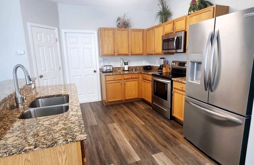 Sunset Ridge House | Discover the Deep Blue with Finding Nemo House