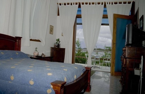 Bahia de la Academia Villa | :Discover the Enchanted Islands in an exclusive environment.