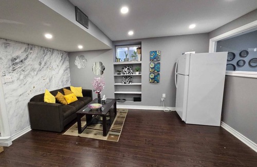 Brampton House | Discover the perfect blend of comfort & convenience in this one bedroom basement