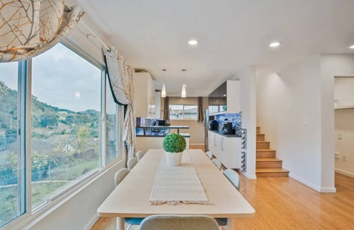 Oakland Apartment | Discover this charming residence nestled in the heart of Oakland, CA