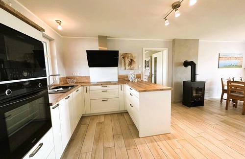 Emmelsbuell-Horsbuell House | "Discover Tranquility at Villa Deichblick Emmelsbüll: Your Perfect Getaway!"