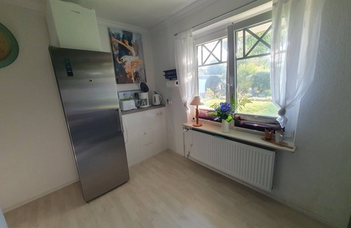 Almdorf House | "Discover Ultimate Relaxation at Ferienhaus Friesenbude Safe Haven!"