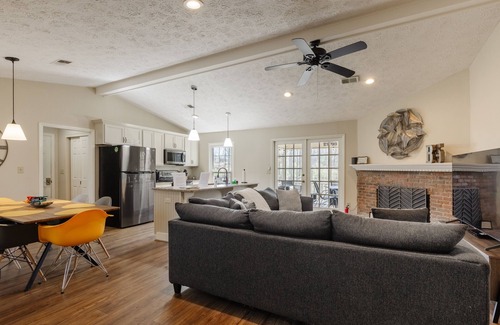 Conestee House | Discover Your Vacation Haven in Greenville, SC – B5 Homes!