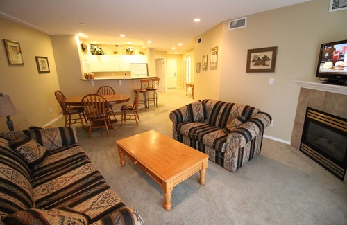 North End Condo | Discovery Bay Resort 204- 2Bed-2Bath- Sanctuary Views- 1889767 - 90 Day Min -