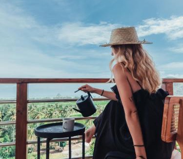 Selong Belanak Resort | Disini Lombok ECO Sky House with Sea view