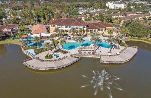 Kissimmee House | ♥︎ Disney-3 miles ♥︎ Private HotTub ♥︎Top Resort♥︎