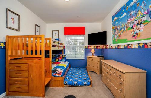 Windsor Hills Apartment | Disney Bunk Room-Windsor Hills