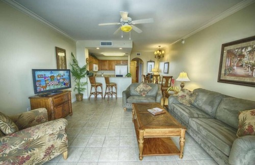 Florida Central Atlantic Coast Apartment | Disney dreams apartment Amazing lake views!