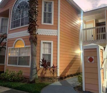 West Kissimmee Apartment | Disney enchantment getaway