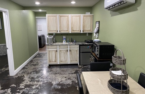 Disney House | Disney Island Palms Shop Apartment