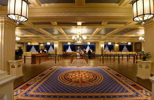 Coupvray Hotel | Disney Newport Bay Club