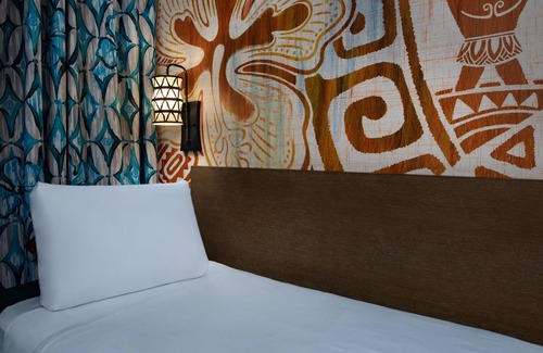 Bay Lake Hotel | Disney's Polynesian Village Resort