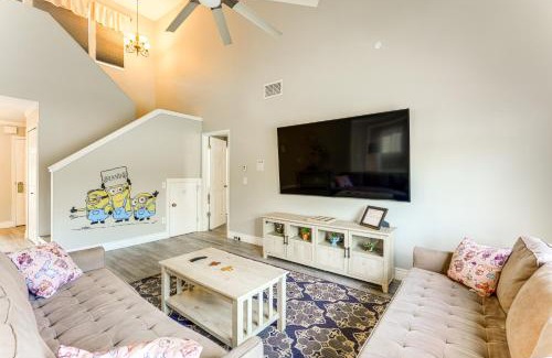 Buena Ventura Lakes House | Disney-Themed Home Swim, BBQ and Explore Kissimmee!
