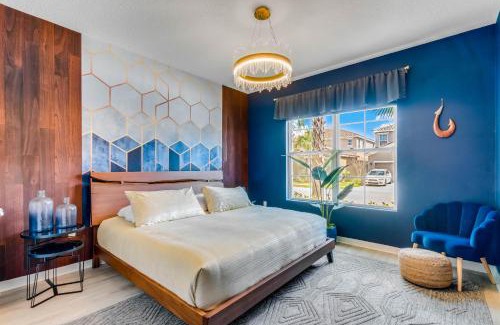 Loughman House | Disney Themed Home with PRIVATE HEATED POOL and Community Water Park