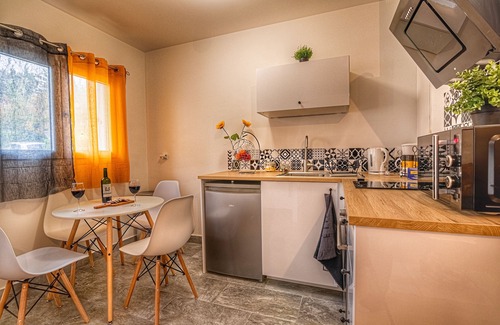 Thorigny-sur-Marne Apartment | Disneyland Paris ♕ Comfort Apartment ♕ Marne La Valle