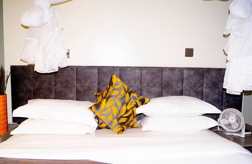 Siaya Hotel | Distinction Gardens