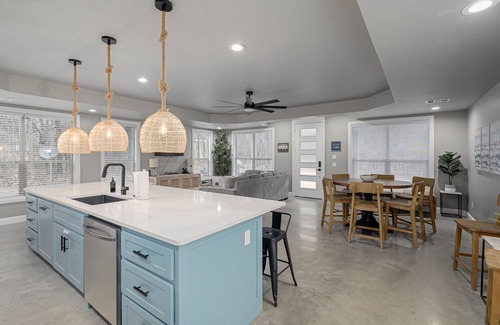 Kingston House | Distinctive Design, Luxury & Fun at Lake Texoma