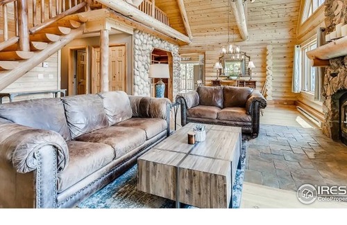 Crystal Lake Cabin | Distinctive