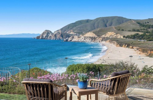 Montara House | Distinguished Oceanfront Point Estate with Iconic Beach + Mountain Vistas