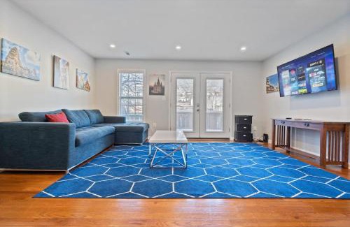 Columbia Heights House | District Townhome with Two Free Parkings #DCottage