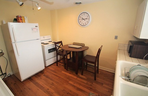 Uniontown Apartment | Ditch the Hotel & Enjoy The Brownstone Flat of Uniontown