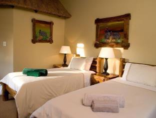 Leeupoort Cabin | Ditholo Game Lodge Bela Bela