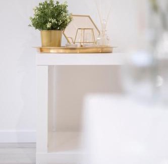Gyor Apartment | Divat Apartments - Central Smart Homes