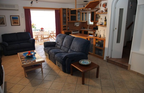 Lavreotiki Villa | Dive into nature & history