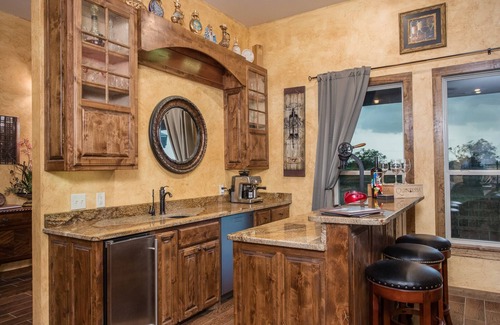 San Angelo House | Divided Find Ranch Guest House, 1650 Acres, 12 miles west of San Angelo, TX