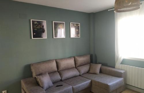 Manzanares Apartment | DIVINA GUEST HOUSE